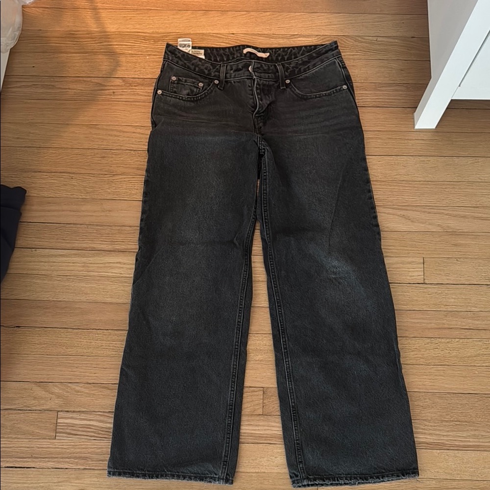 Low Loose Black Wash Levi’s